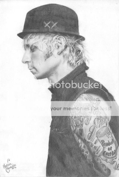 mike_dirnt_by_soggydream-d5pvva0_zpsd9c1951d.jpg