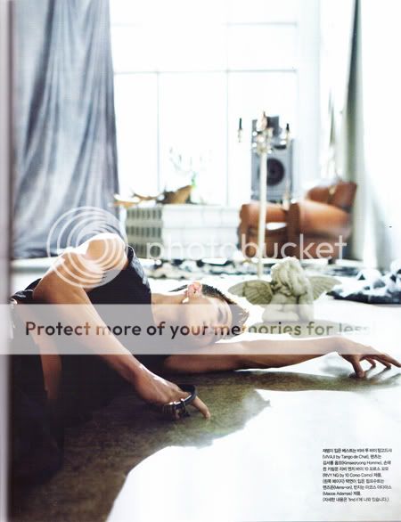 http://i337.photobucket.com/albums/n398/Oilimage/20090617-asiazone_2pm_voguegirl_06.jpg